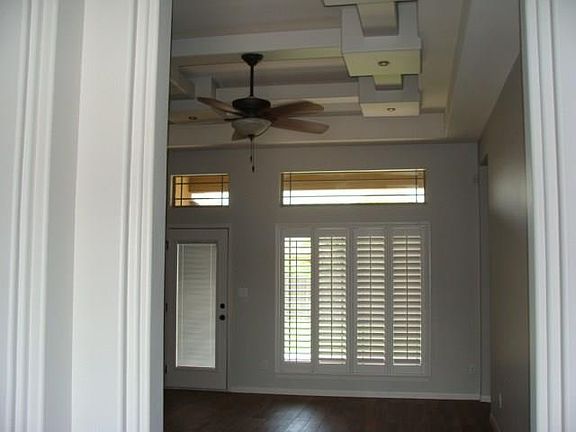 3rd image of 4704 Xanthisma Ave