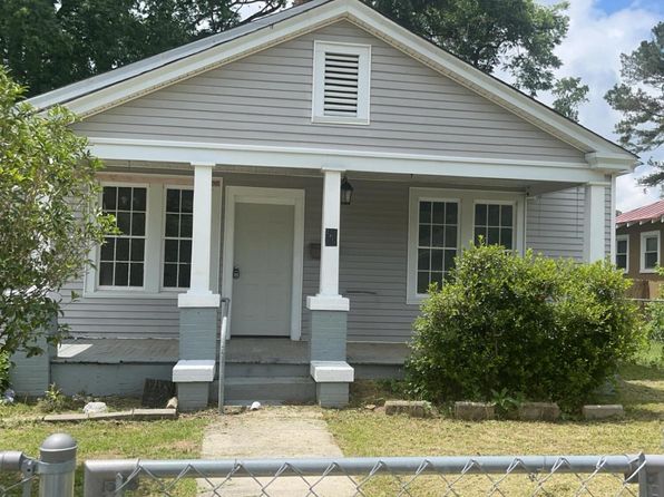 2012 Starnes St