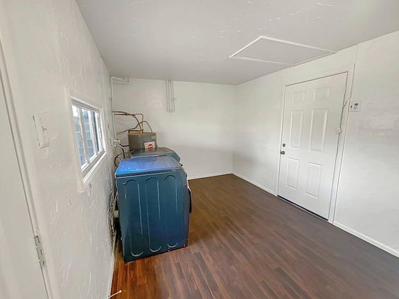 4th image of 7226 W Devonshire Ave