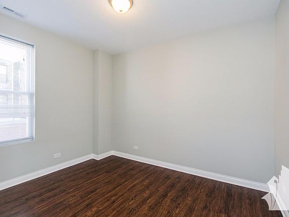 2nd image of 1618 W 18th St #1716