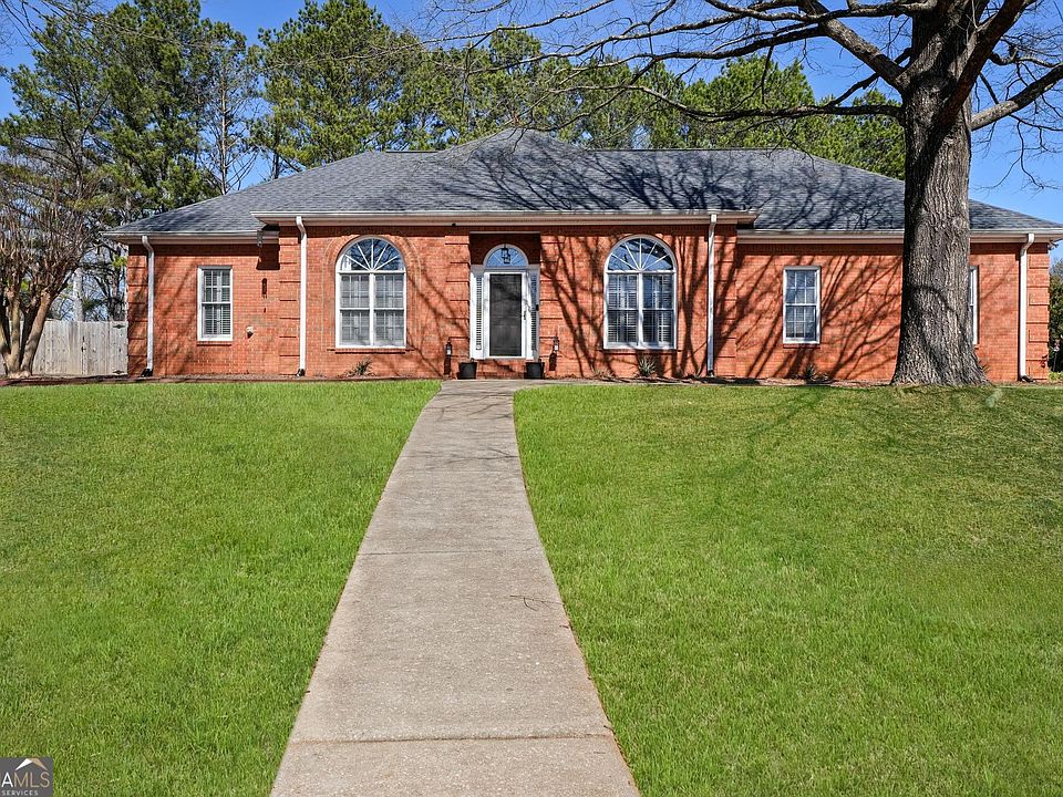 1st image of 530 Heathmoor Dr