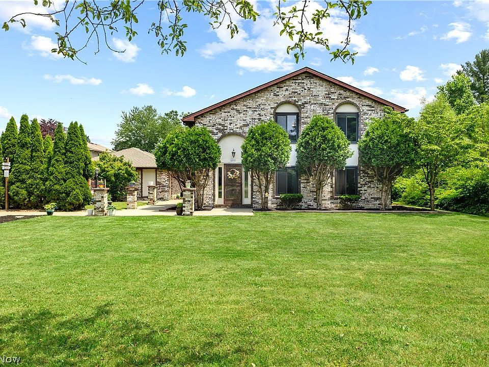 1st image of 6295-6297 Saint Andrews Dr