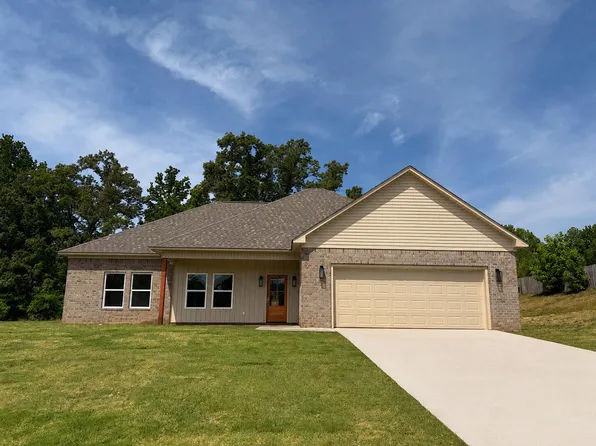 185 Olde Towne Dr, Pontotoc, MS 38863