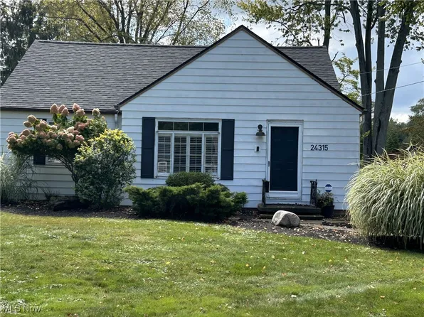 24315 Hedgewood Ave, Westlake, OH 44145