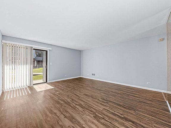 4th image of 7441 Blackburn Ave APT 103