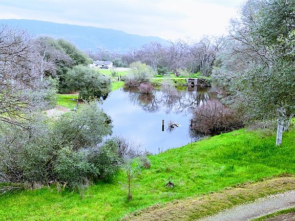 3rd image of 33671 Frazier Rd