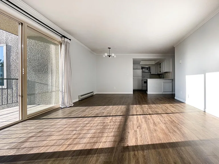 1234 Taylor Ave N #303 — Photo 4