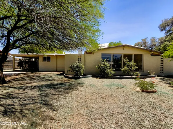 8312 E Desert Steppes Dr, Tucson, AZ 85710