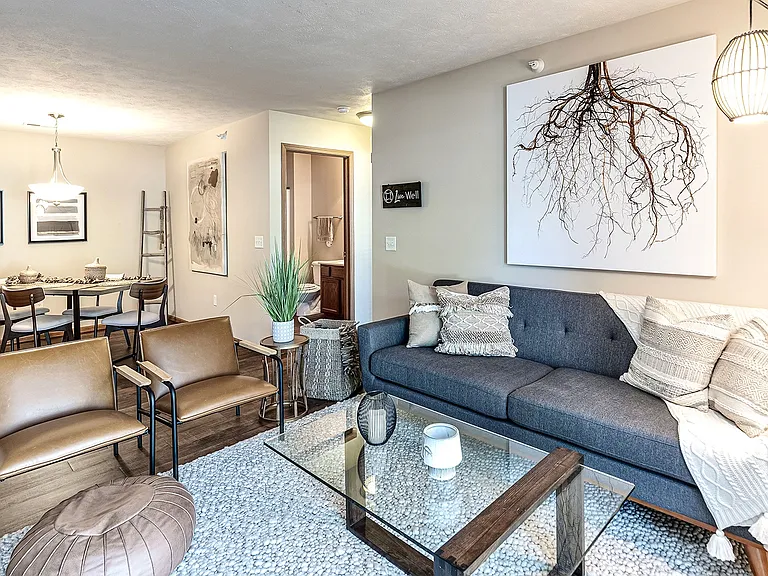 Tiburon View Apartments — Photo 2
