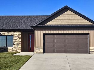 5305 Verdant Ln, Springfield, IL 62711