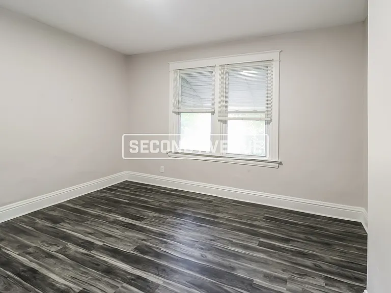 3350 Cavanaugh Ave — Photo 8