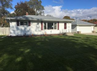 1886 Arbor Ave, Norton Shores, MI 49441