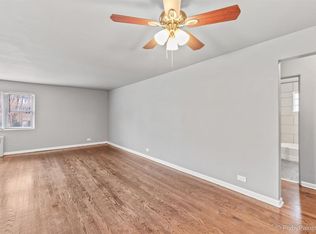 7429 N Winchester Ave #203, Chicago, IL 60626