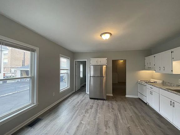 2nd image of 18 Harvard St #1