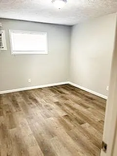 Benson Crest Apartments — Photo 26