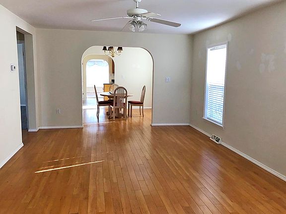 5th image of 131 Aberdeen Ct #131