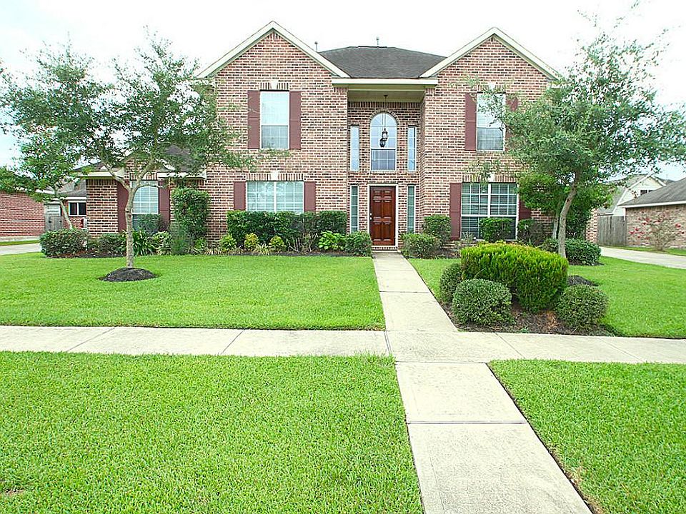 1st image of 311 Willowood Dr
