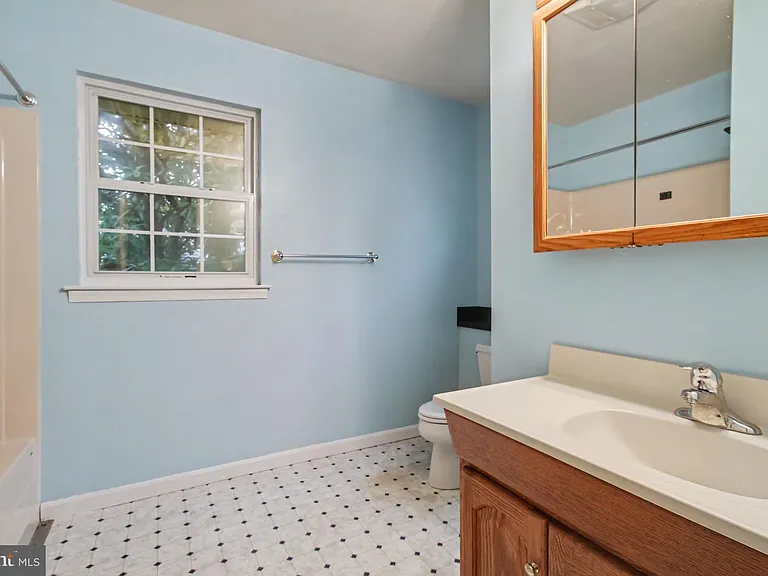 1702 Oakfield Ave — Photo 10