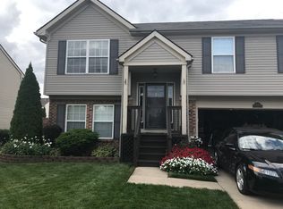 7294 Royal Troon Dr, Ypsilanti, MI 48197