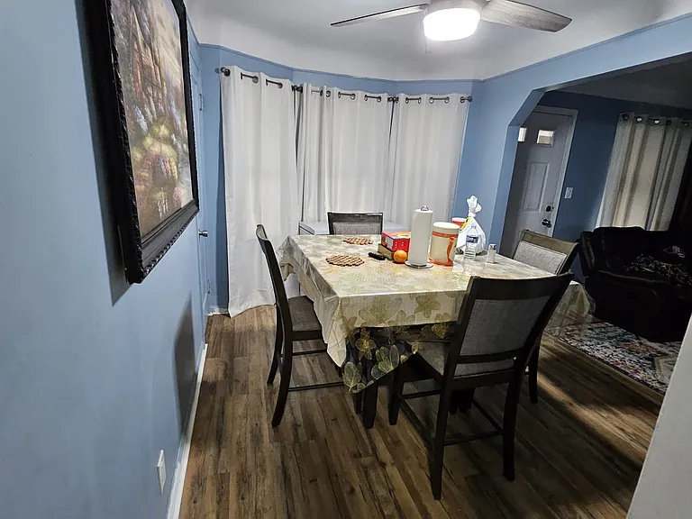 20984 Dexter Blvd — Photo 14