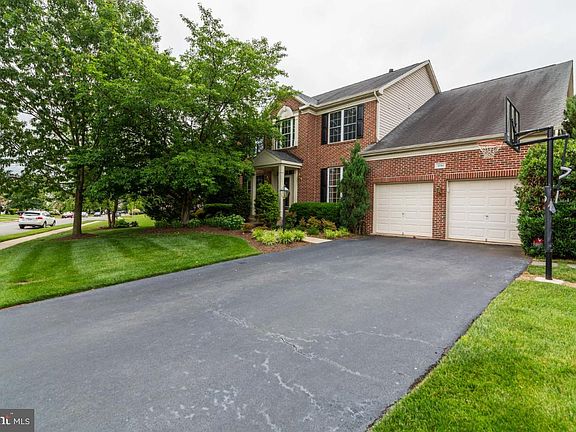 5th image of 12193 Triple Falls Ln