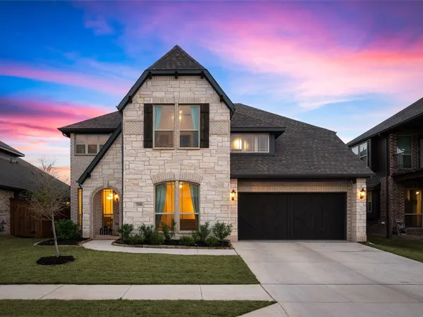 3208 Silver Chase Ln, Fort Worth, TX 76244