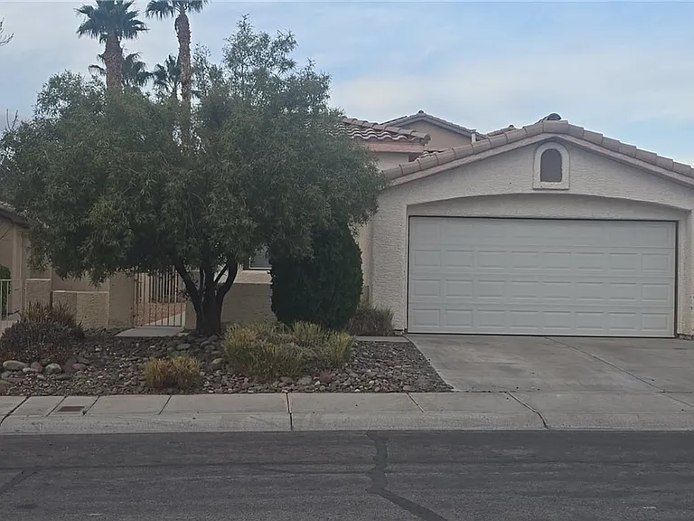 7337 Roamer Pl — Photo 1