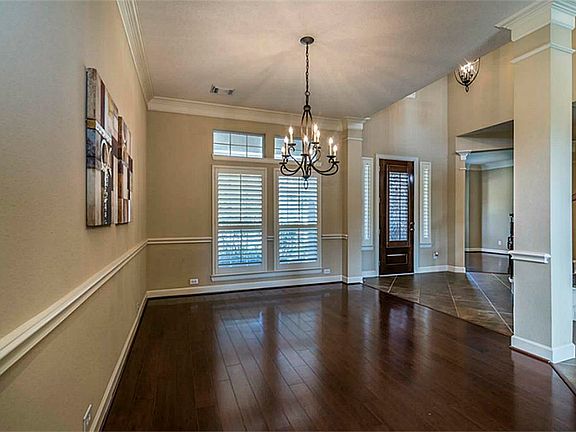 3rd image of 2525 Pebble Lodge Ln