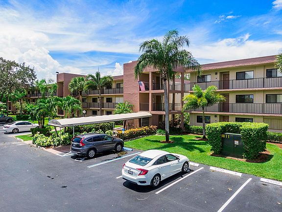 2nd image of 15461 Pembridge Dr APT 203