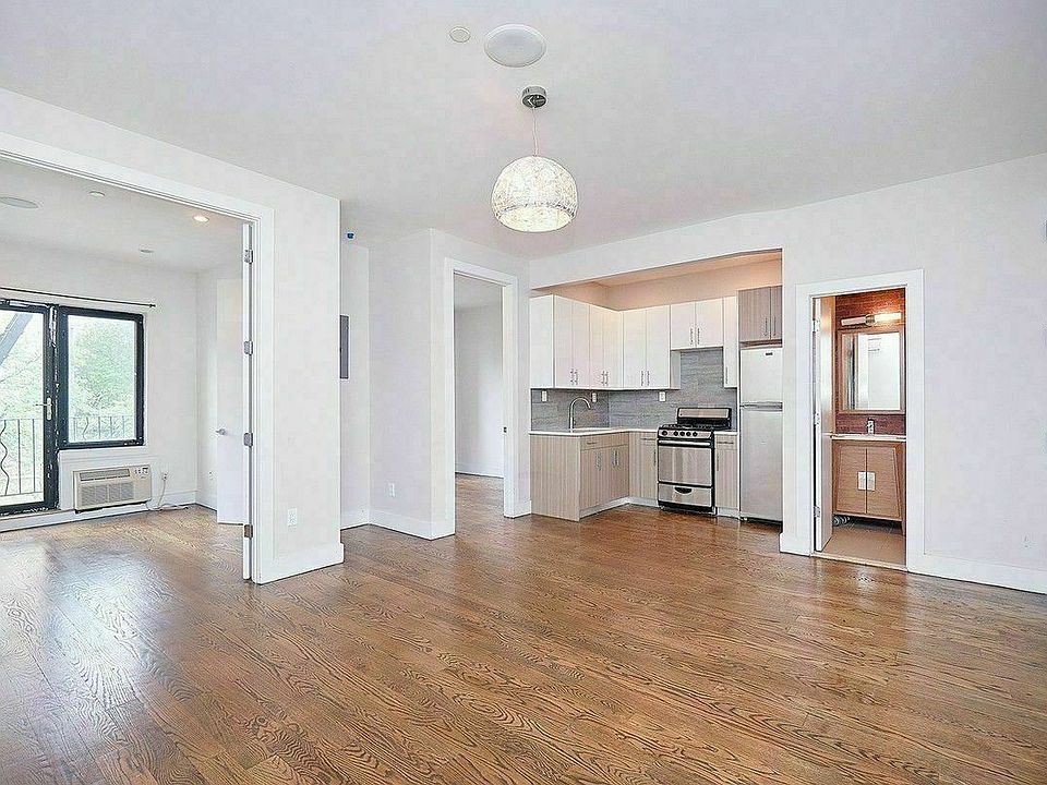 1st image of 114 Manhattan Ave APT 2F