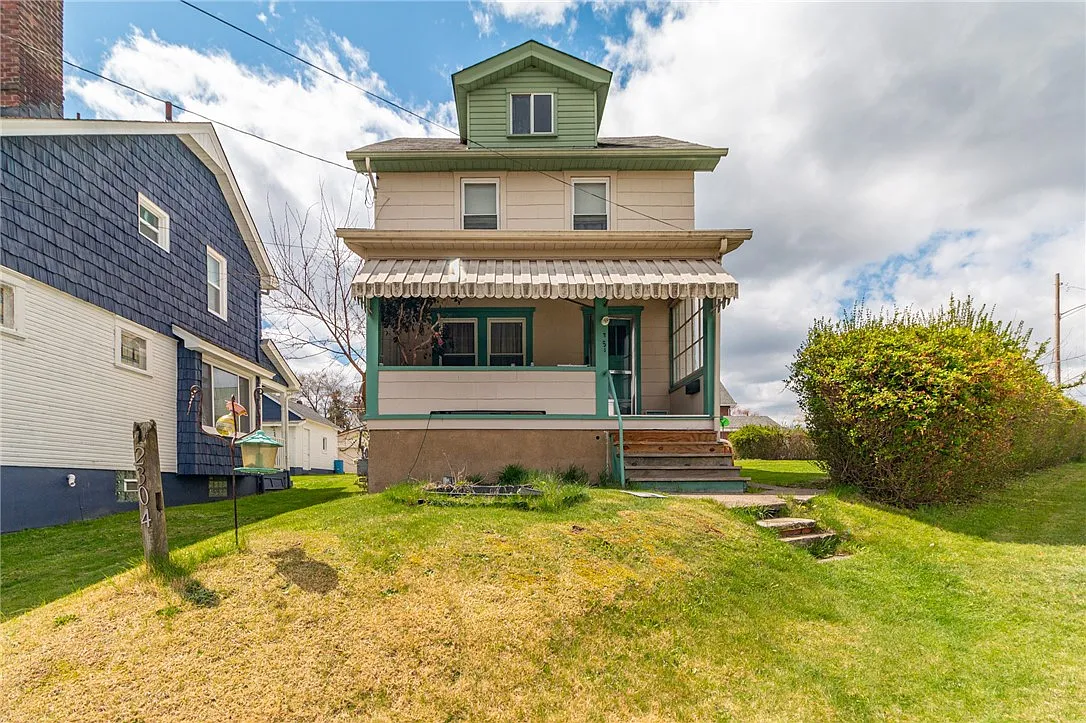 2304 Allison St photo 1