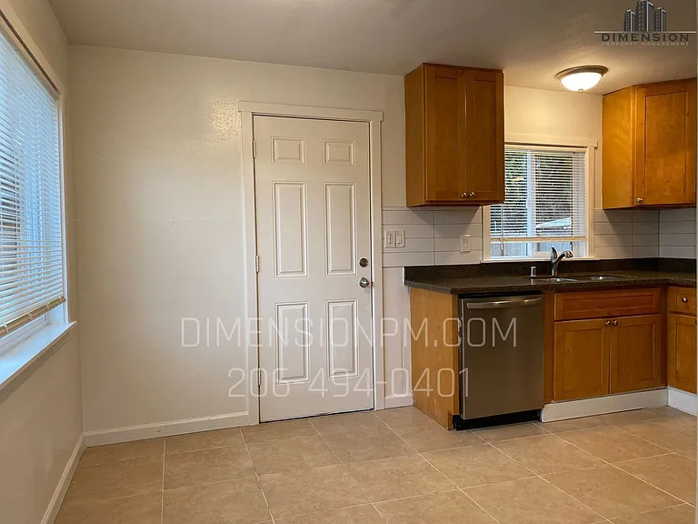 3724 W E St — Photo 15