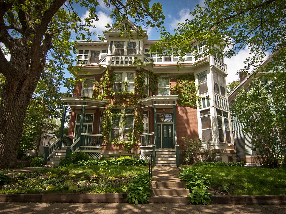 409 Ashland Ave #6