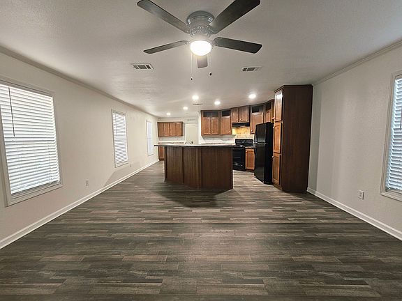 2nd image of 220 Texoma Ct