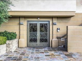 6800 Corbin Ave, Reseda, CA
