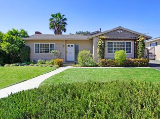945 Crestview Dr, Pasadena, CA 91107