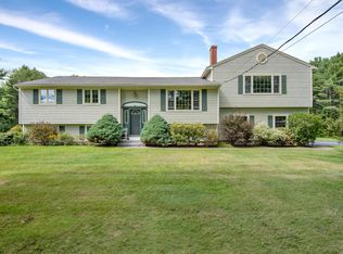 64 Burnham Rd, Scarborough, ME 04074