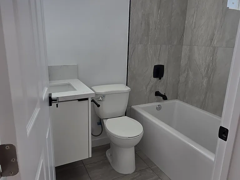 8722 Denver Ave #1/2 — Photo 4