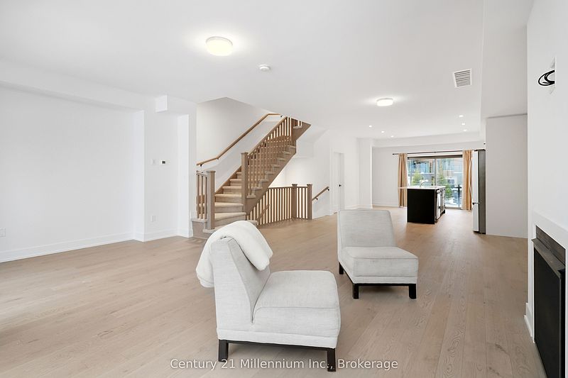 The Blue Mountains Townhouse for rent - 3 Bedrooms — photo 12