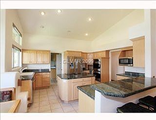 4th image of 6220 Brent Ln