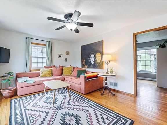 2nd image of 205 W Florence Ave