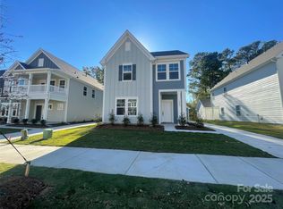 4028 Grommet Ct, Matthews, NC 28105