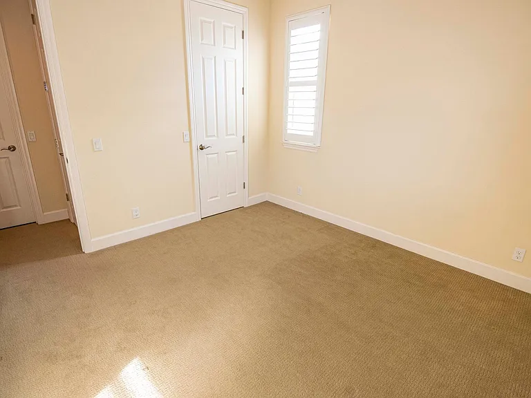 2744 Valley Oak Pl — Photo 29