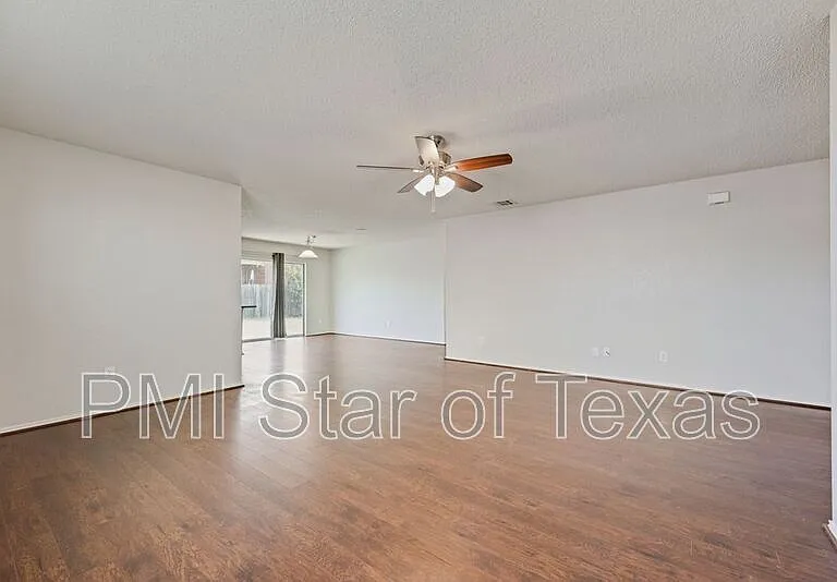 2061 Bliss Rd — Photo 6