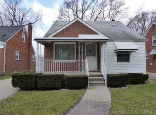 20125 Balfour St, Harper Woods, MI 48225