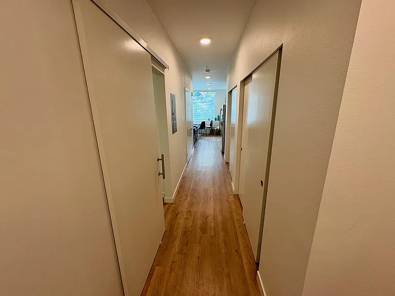 121 12th Ave E #102 — Photo 9