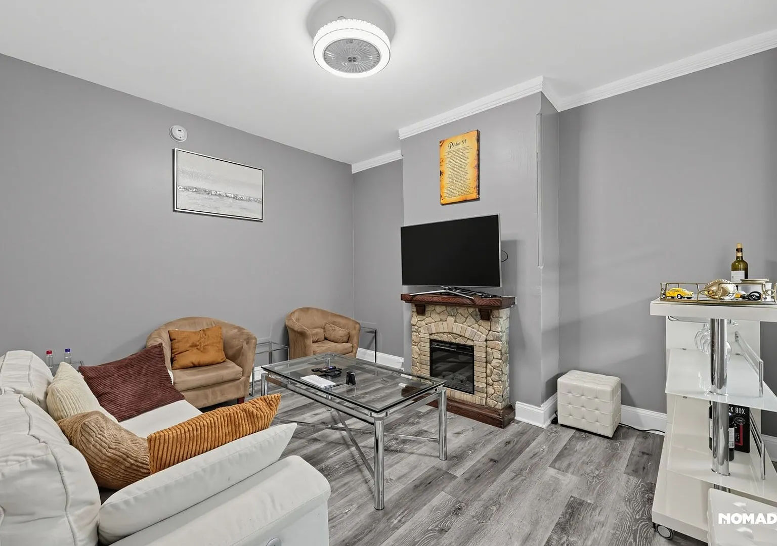 Spacious 4BR House in Washington, DC — Photo 1