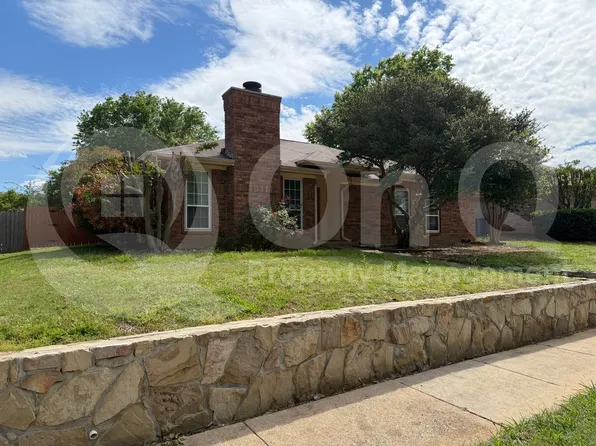 1414 Bogard Ln, Lewisville, TX 75077