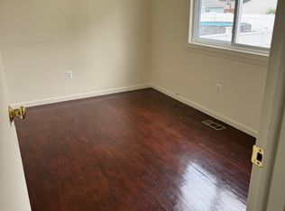 28426 Halecreek St, Romulus, MI 48174