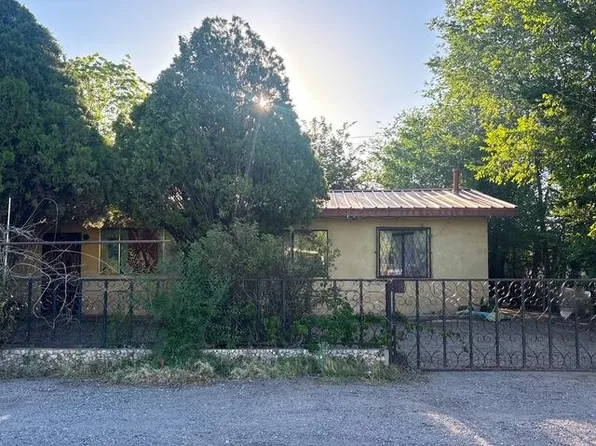 3809 Santa Anita Rd SW, Albuquerque, NM 87105